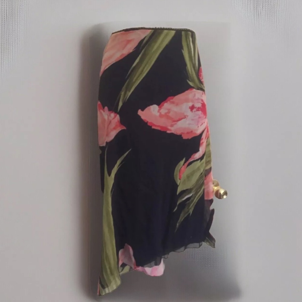 $98 Guess Collection Knee-Length Skirt LIned LRG